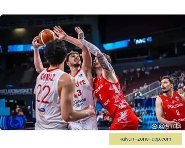 申京砍三双后被扣1篮板 连续2场助攻上双创生涯新高 申京砍三双后被扣1篮板 连续2场助攻上双创生涯新高