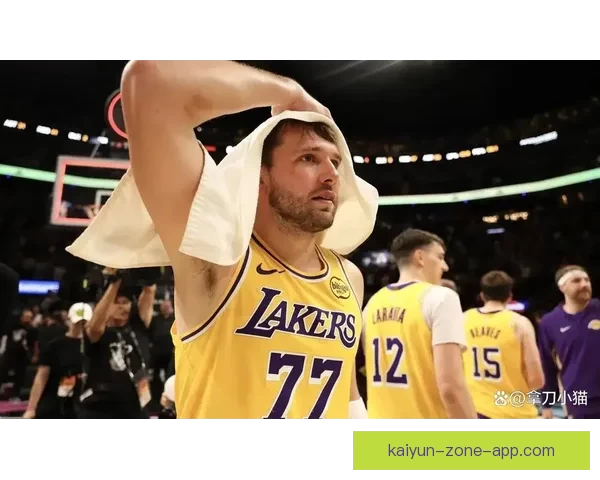 东契奇创造历史连续九场得分三十全胜壮举